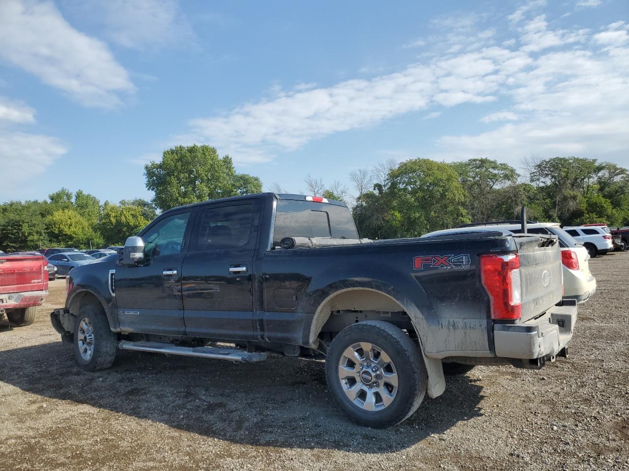 2018 Ford F250 Super Duty - Фото 2