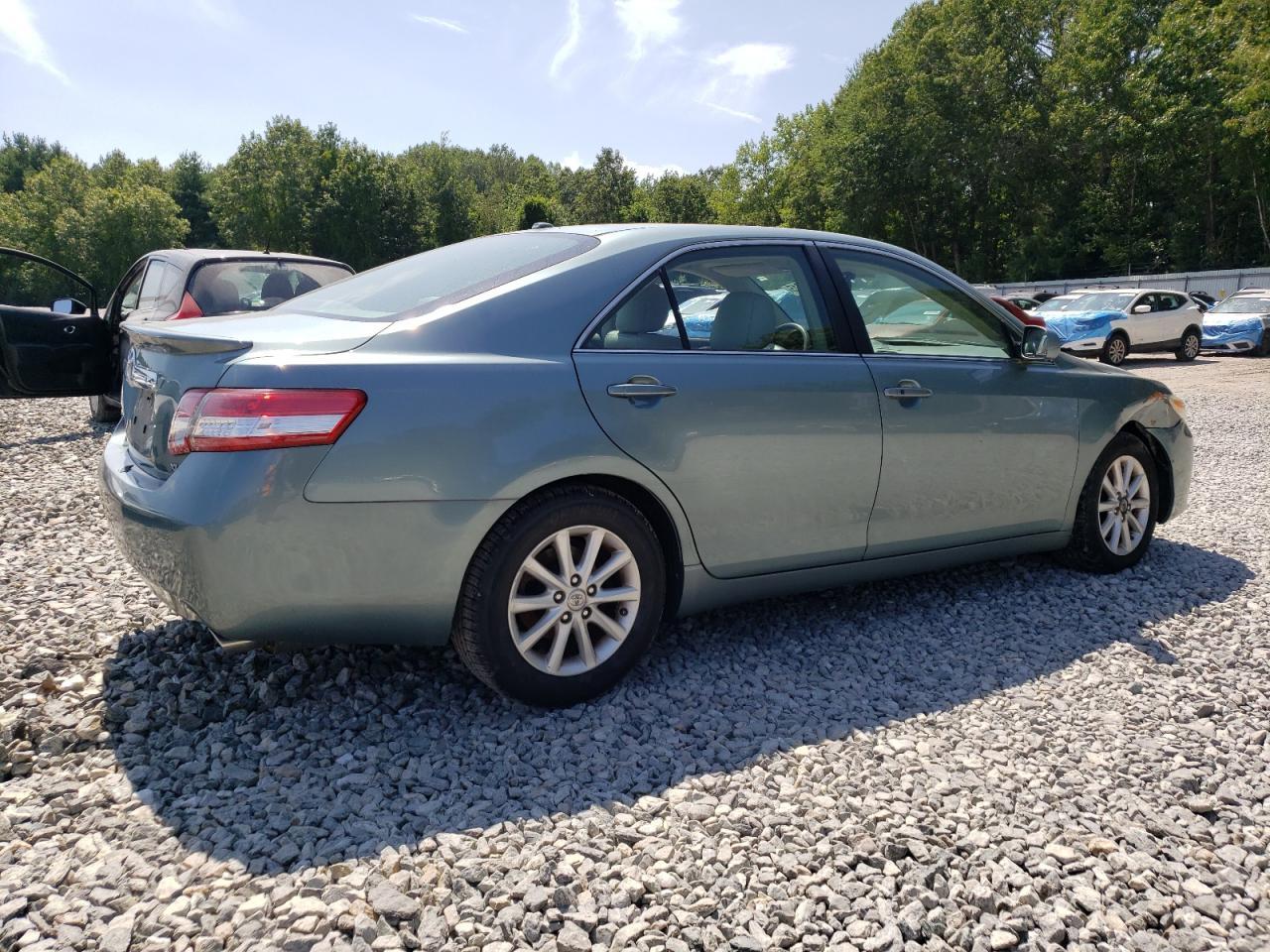 2011 Toyota Camry Base - Image 3