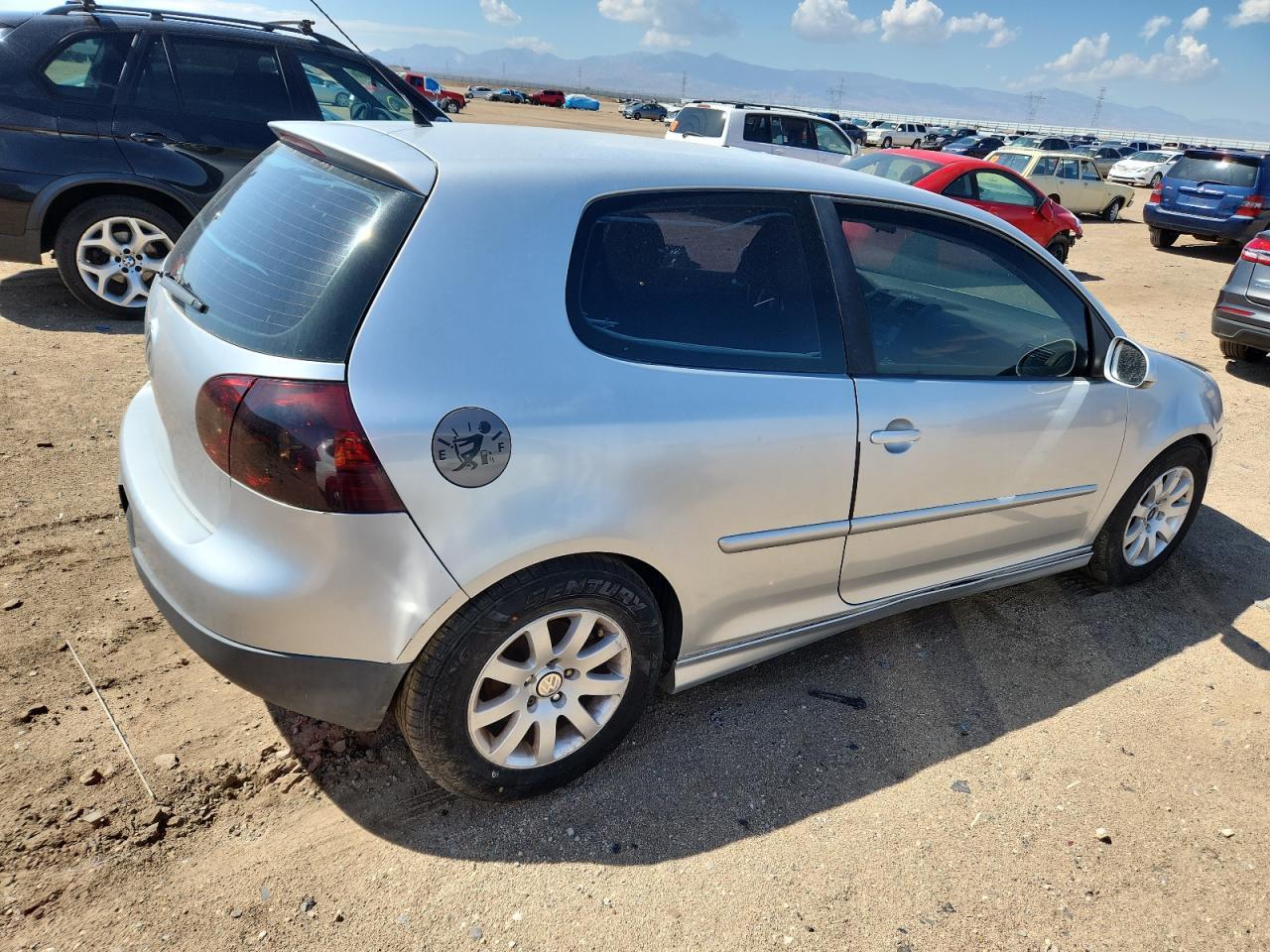 2007 Volkswagen Rabbit - Image 3