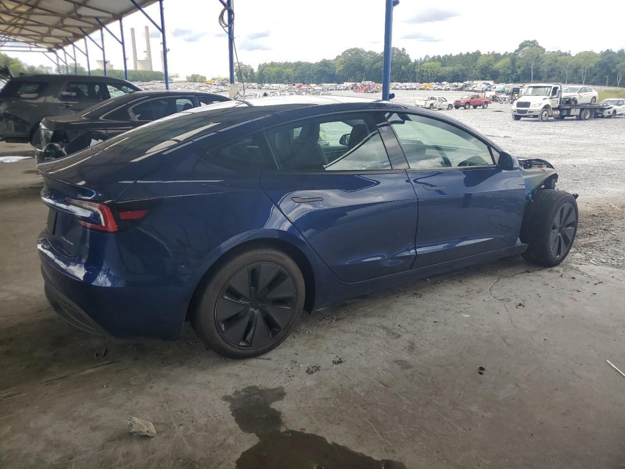 2024 Tesla Model 3 - Фото 3