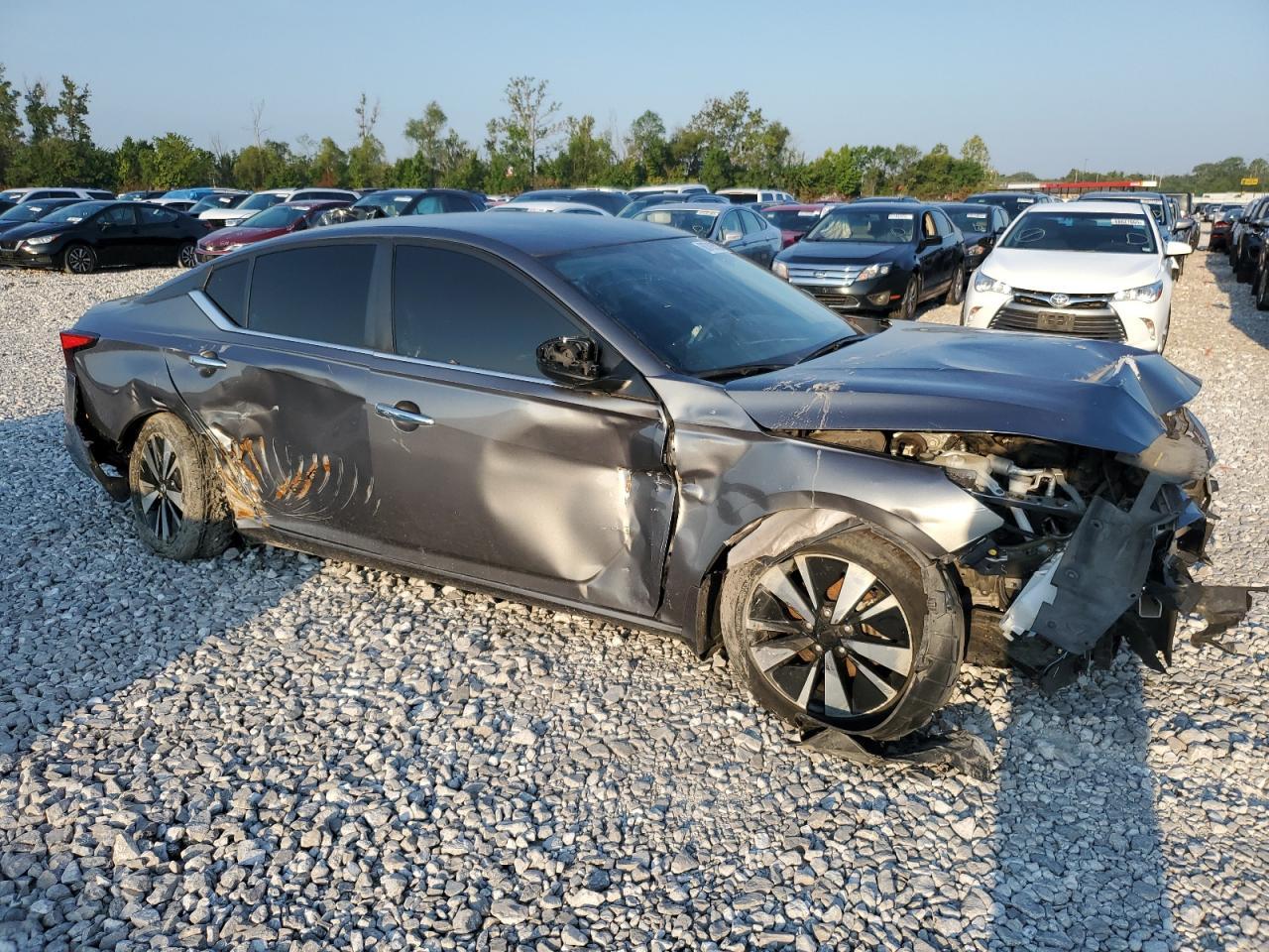 2021 Nissan Altima S - Фото 4