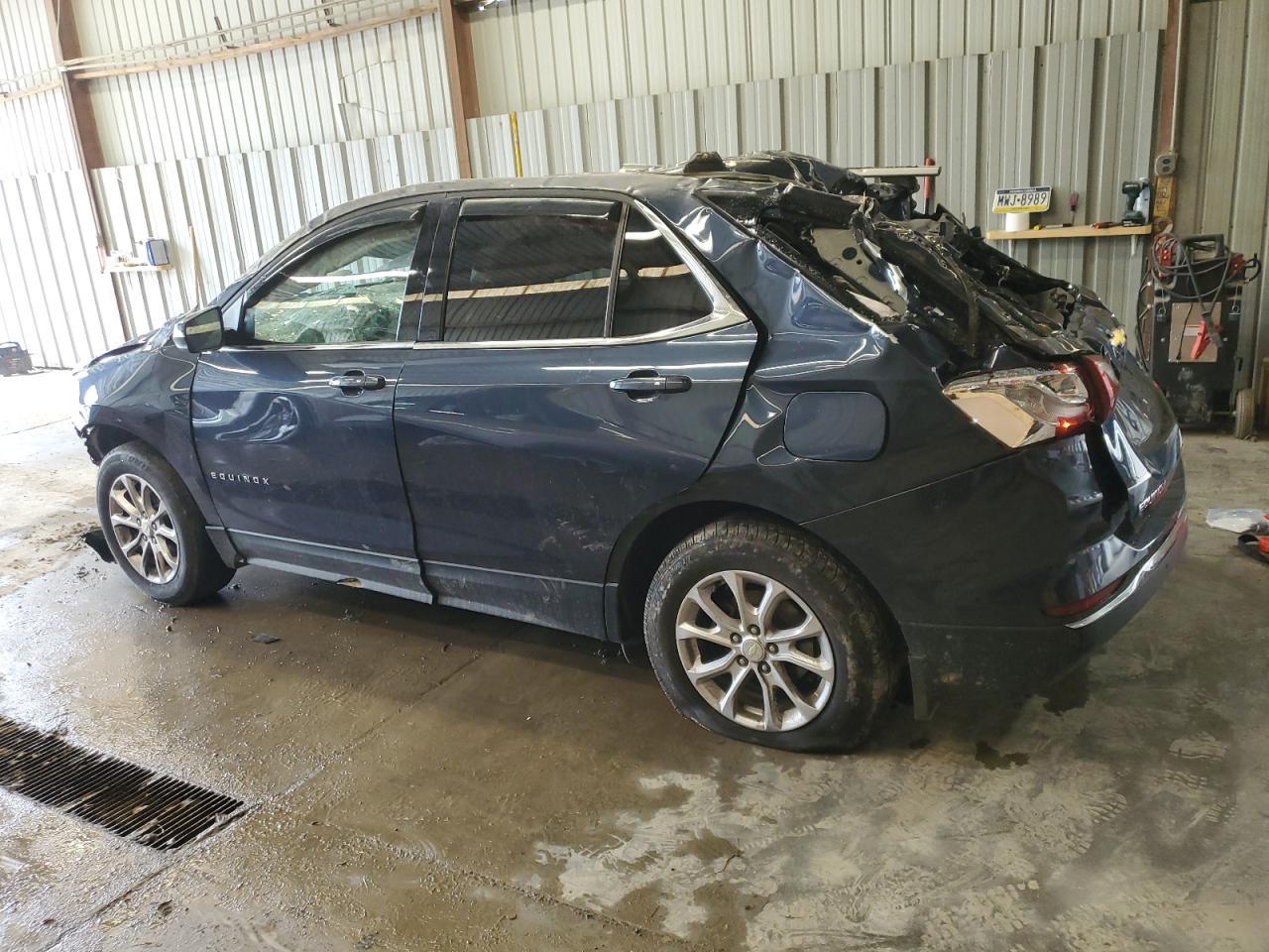 2018 Chevrolet Equinox Lt - Image 2