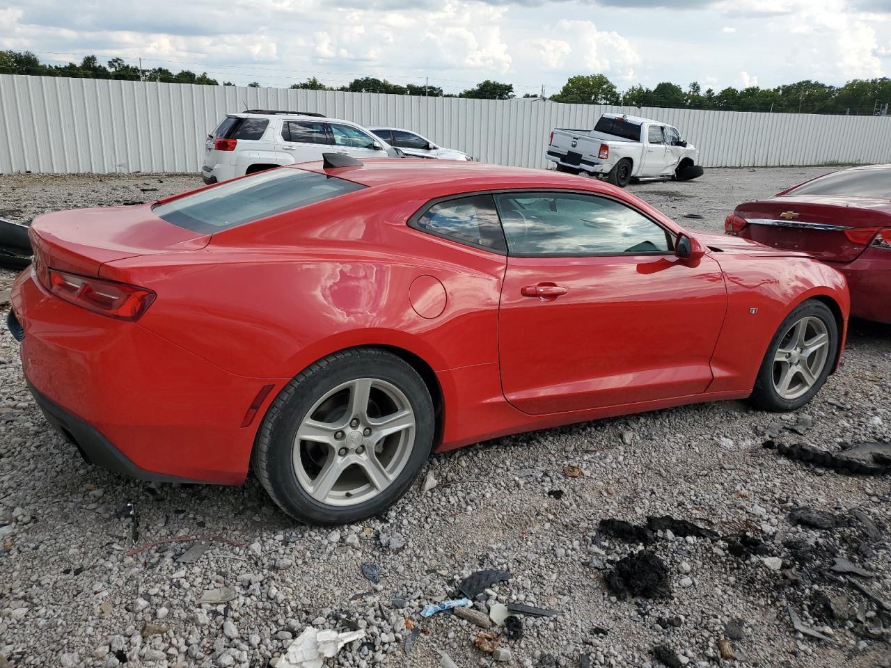 2017 Chevrolet Camaro Lt - Image 3