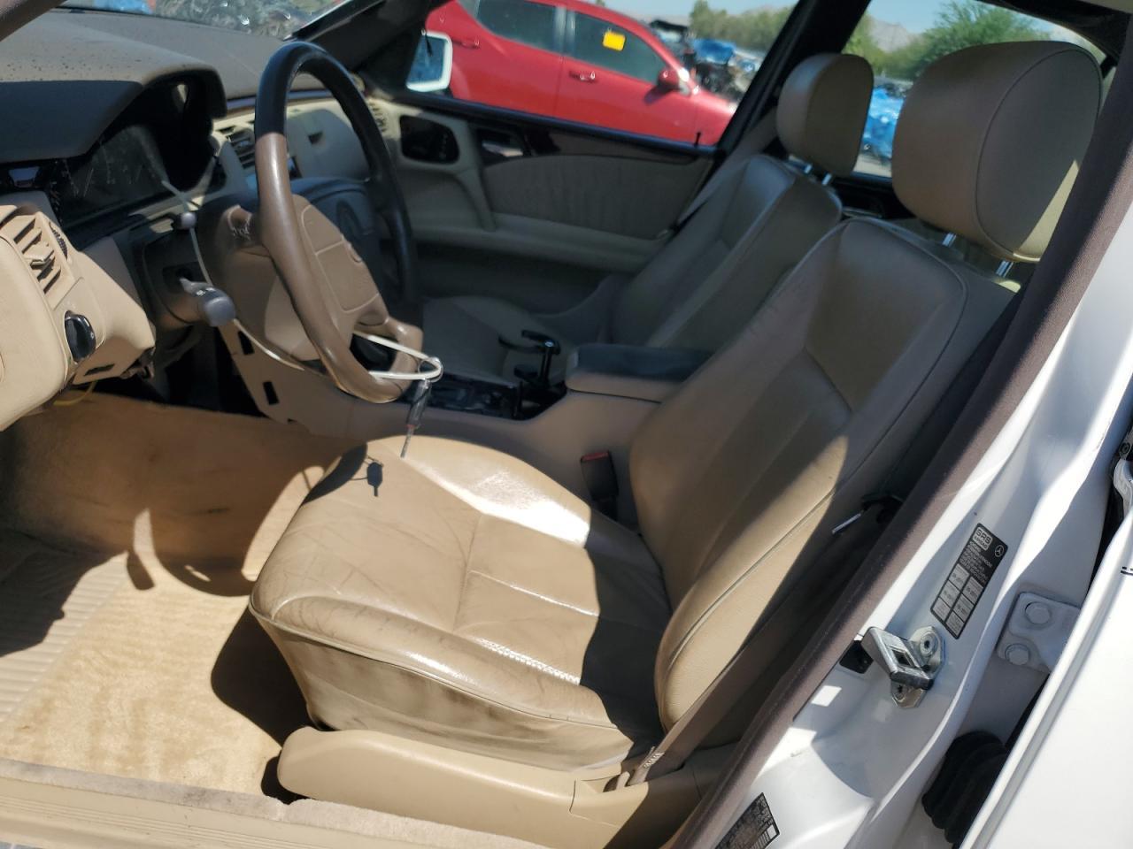 1997 Mercedes-Benz E 420 - Image 7