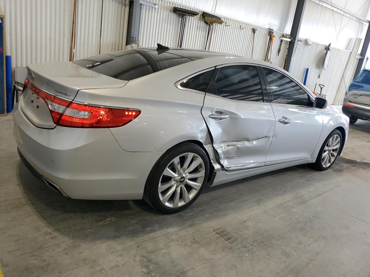 2016 Hyundai Azera Limited - Фото 3