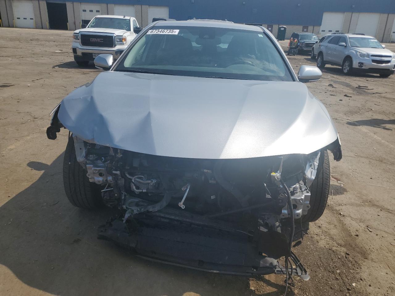 2022 Toyota Camry Le - Фото 5