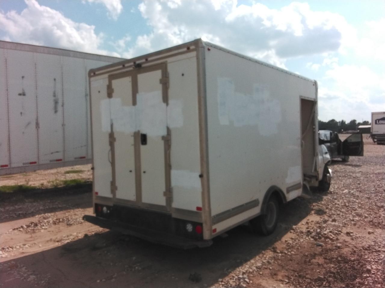 2020 GMC Savana Cutaway G3500 - Фото 3