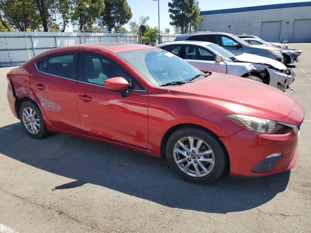 2016 Mazda 3 Touring - Image 4