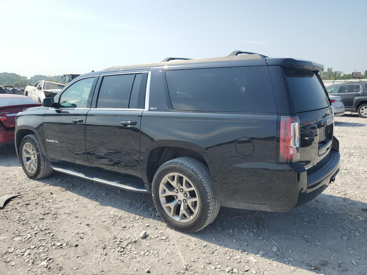 2018 GMC Yukon Xl K1500 Slt - Фото 2