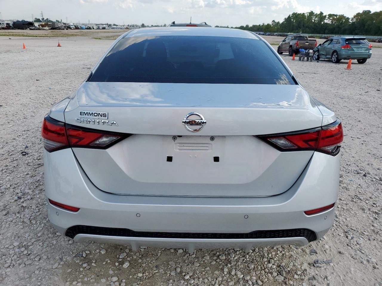 2020 Nissan Sentra S - Фото 6
