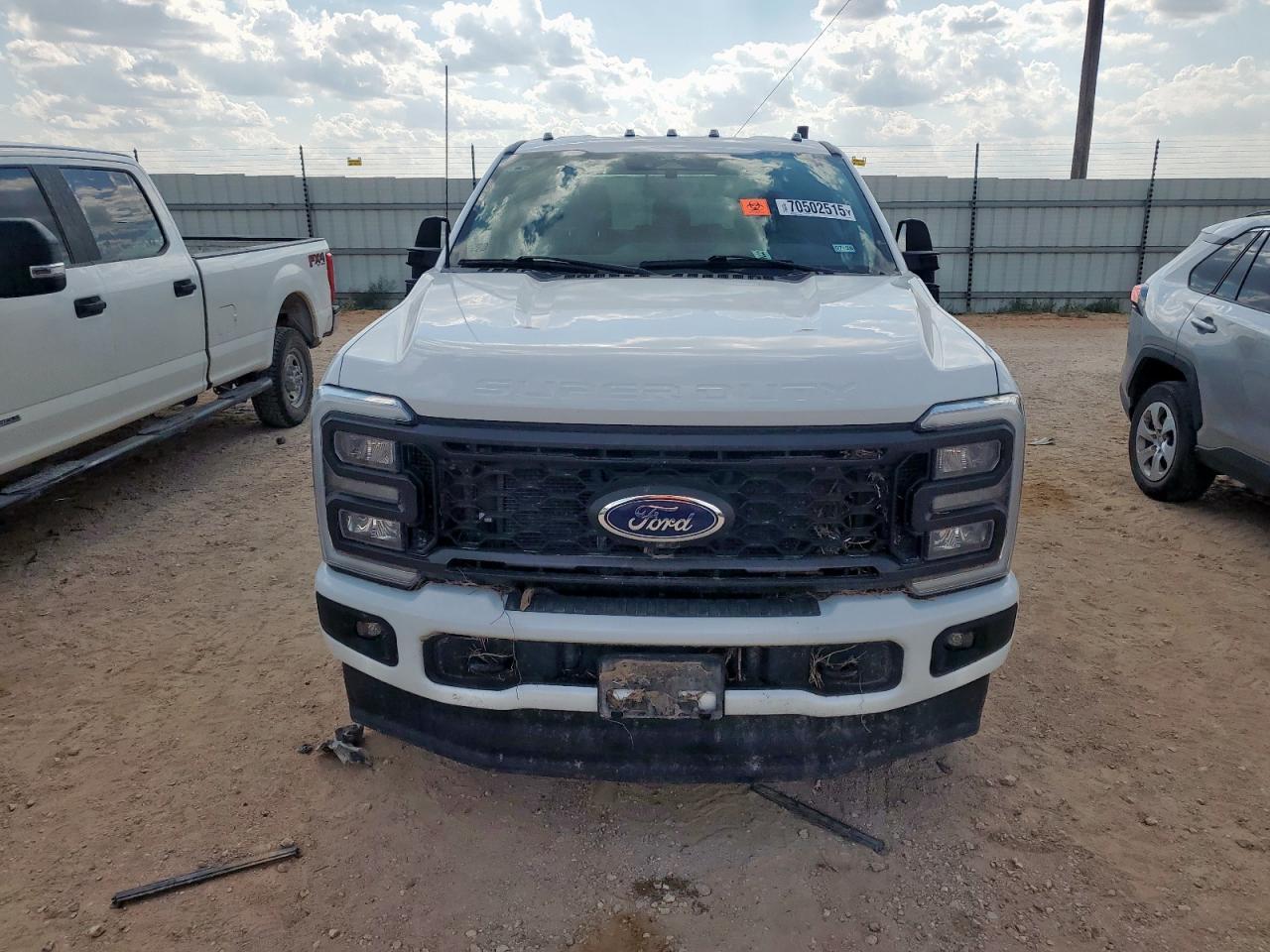 2024 Ford F250 Super Duty - Фото 5