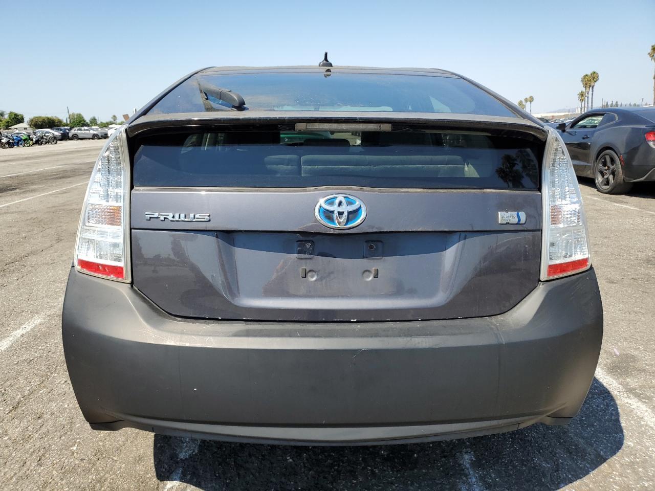 2011 Toyota Prius - Фото 6