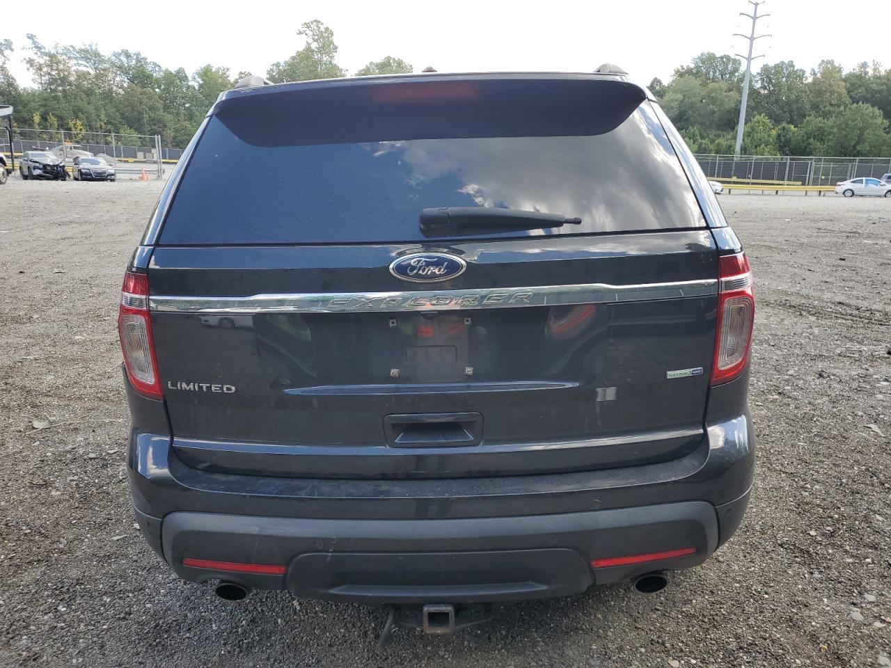 2013 Ford Explorer Limited - Image 6