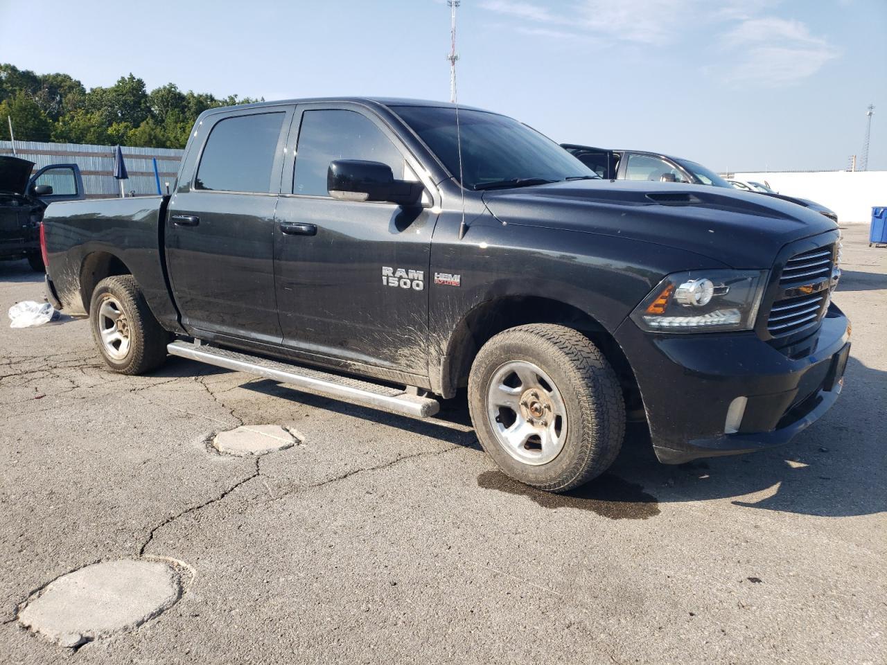 2017 Ram 1500 Sport - Фото 4