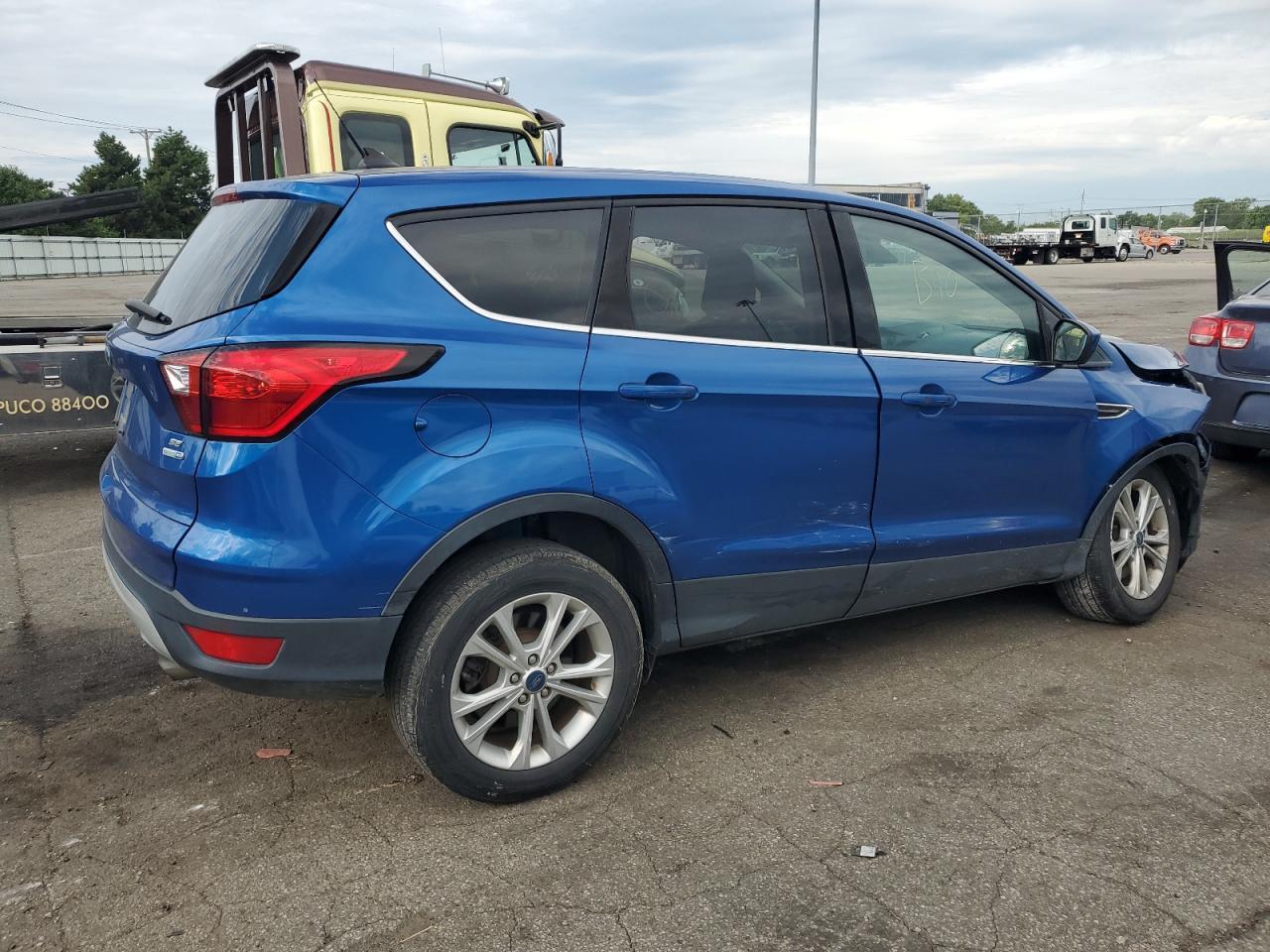 2019 Ford Escape Se - Фото 3