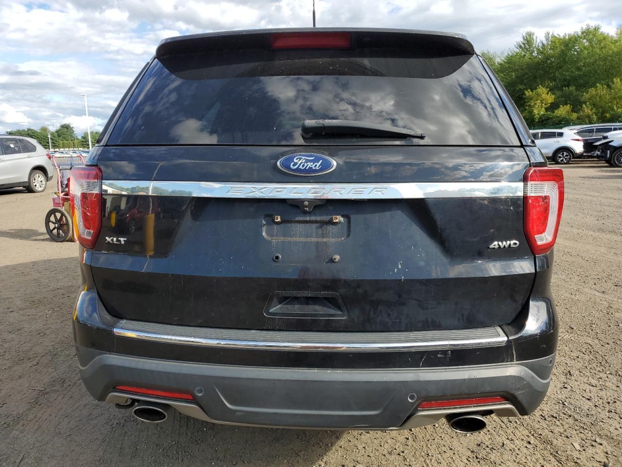 2018 Ford Explorer Xlt - Image 6