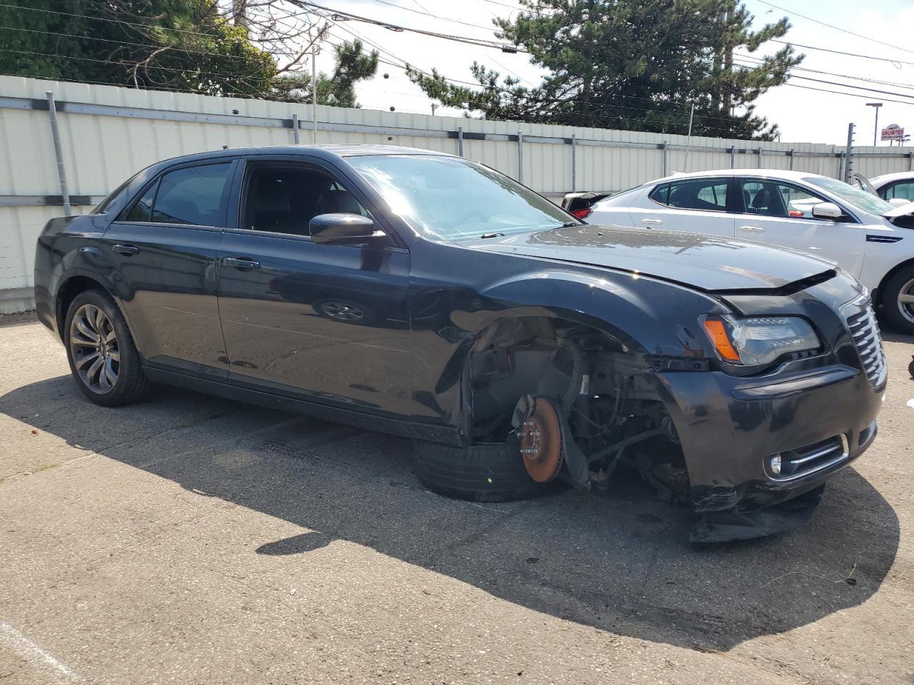 2014 Chrysler 300 S - Фото 4