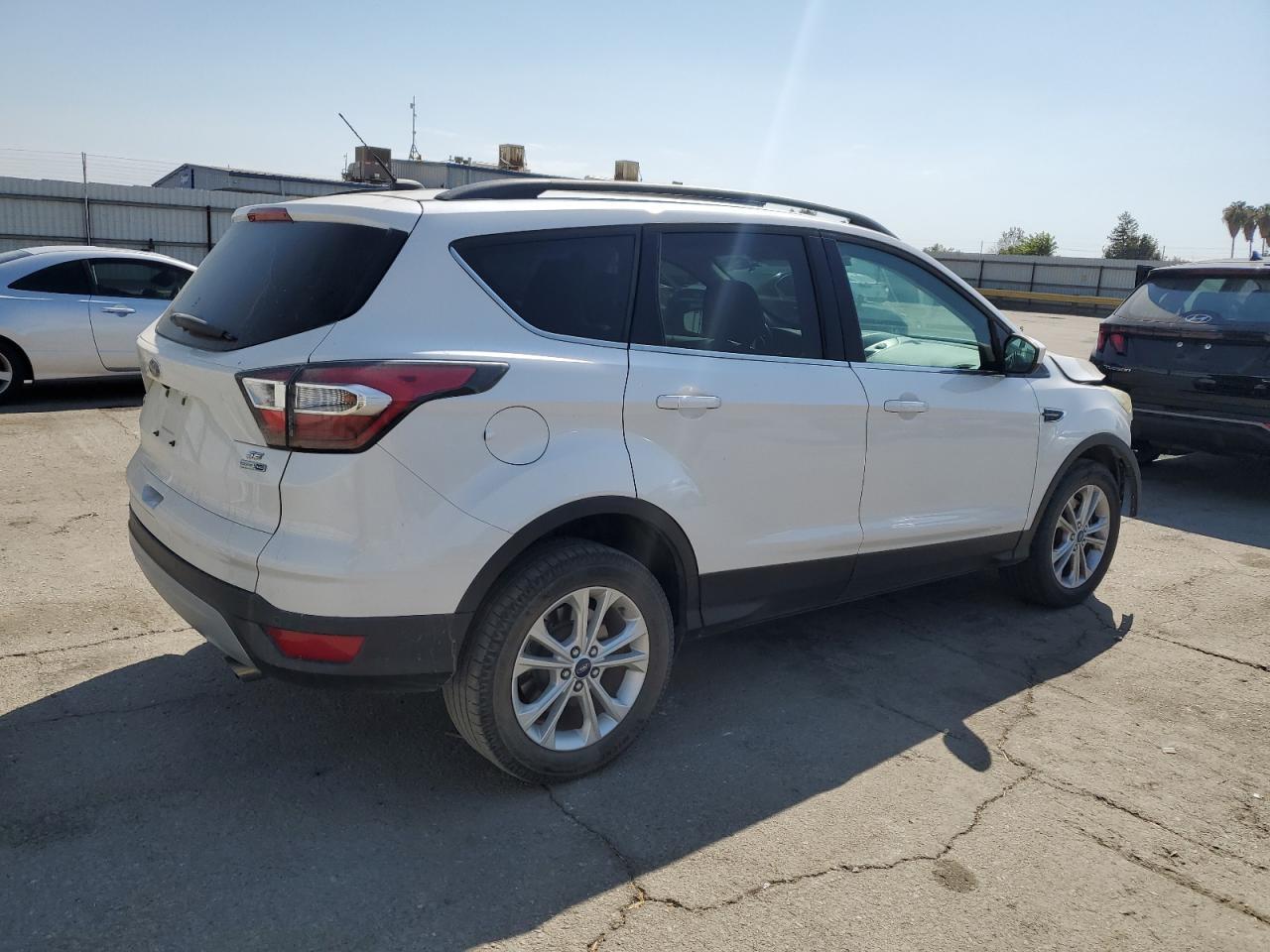 2017 Ford Escape Se - Фото 3