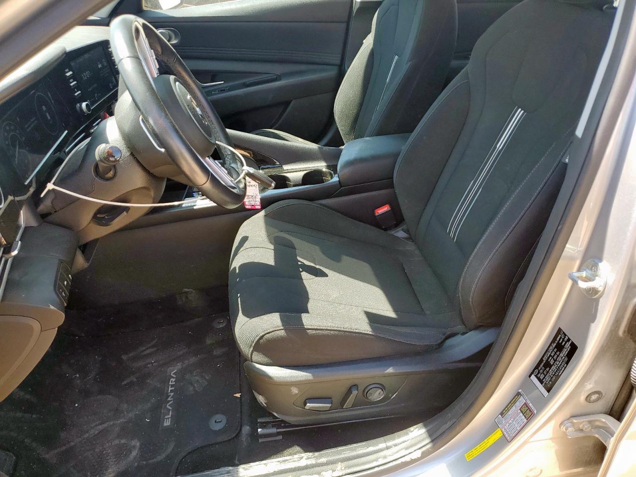 2022 Hyundai Elantra Sel - Фото 7