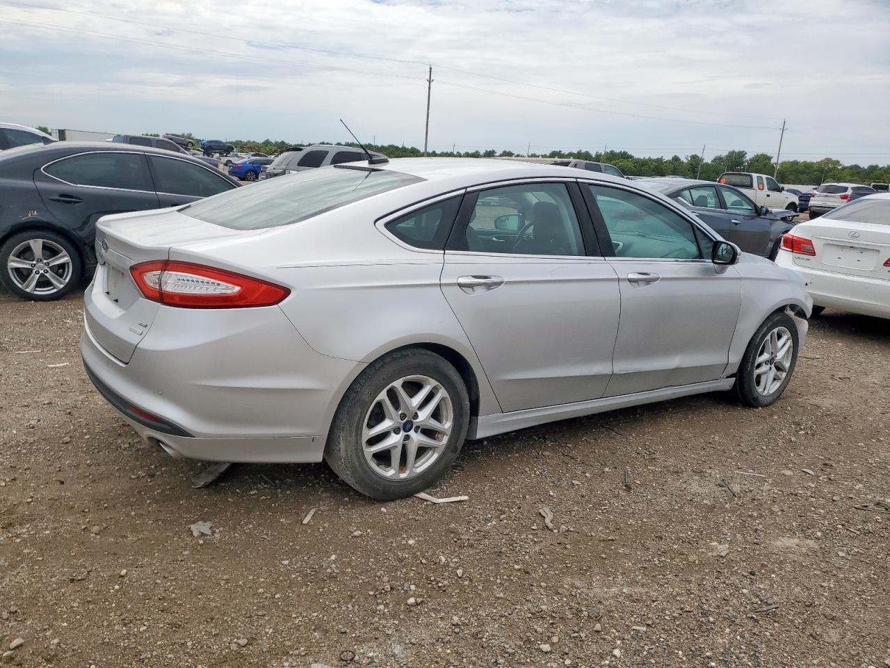 2014 Ford Fusion Se - Фото 3
