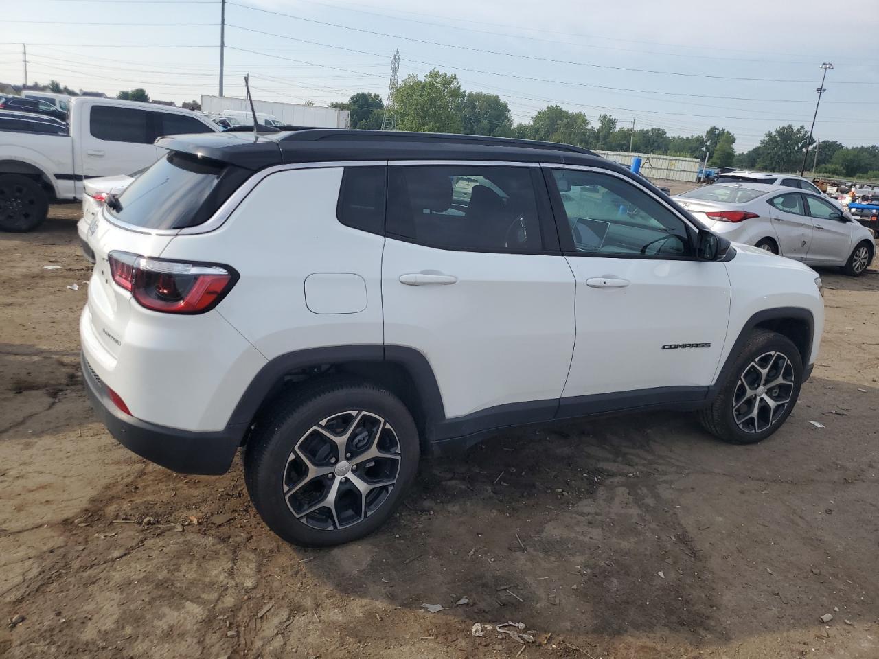 2024 Jeep Compass Limited - Фото 3