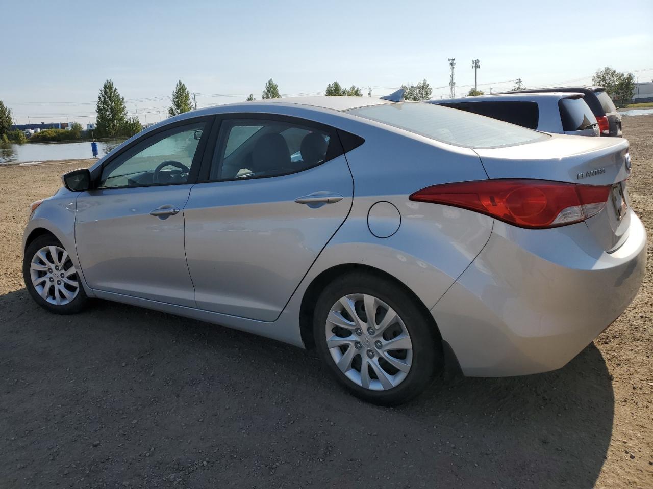 2013 Hyundai Elantra Gls - Фото 2