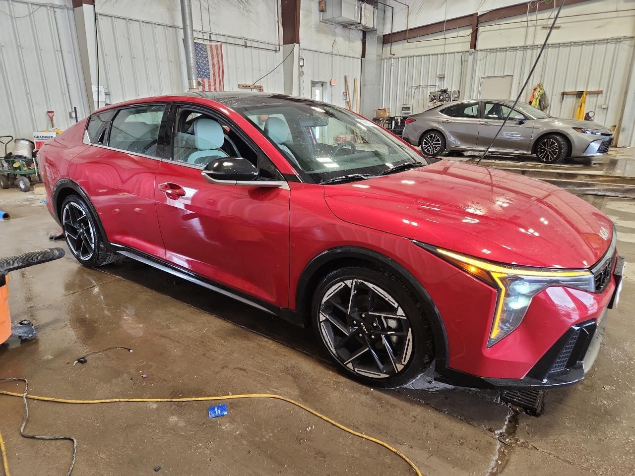 2025 Kia K4 Gt Line - Image 4