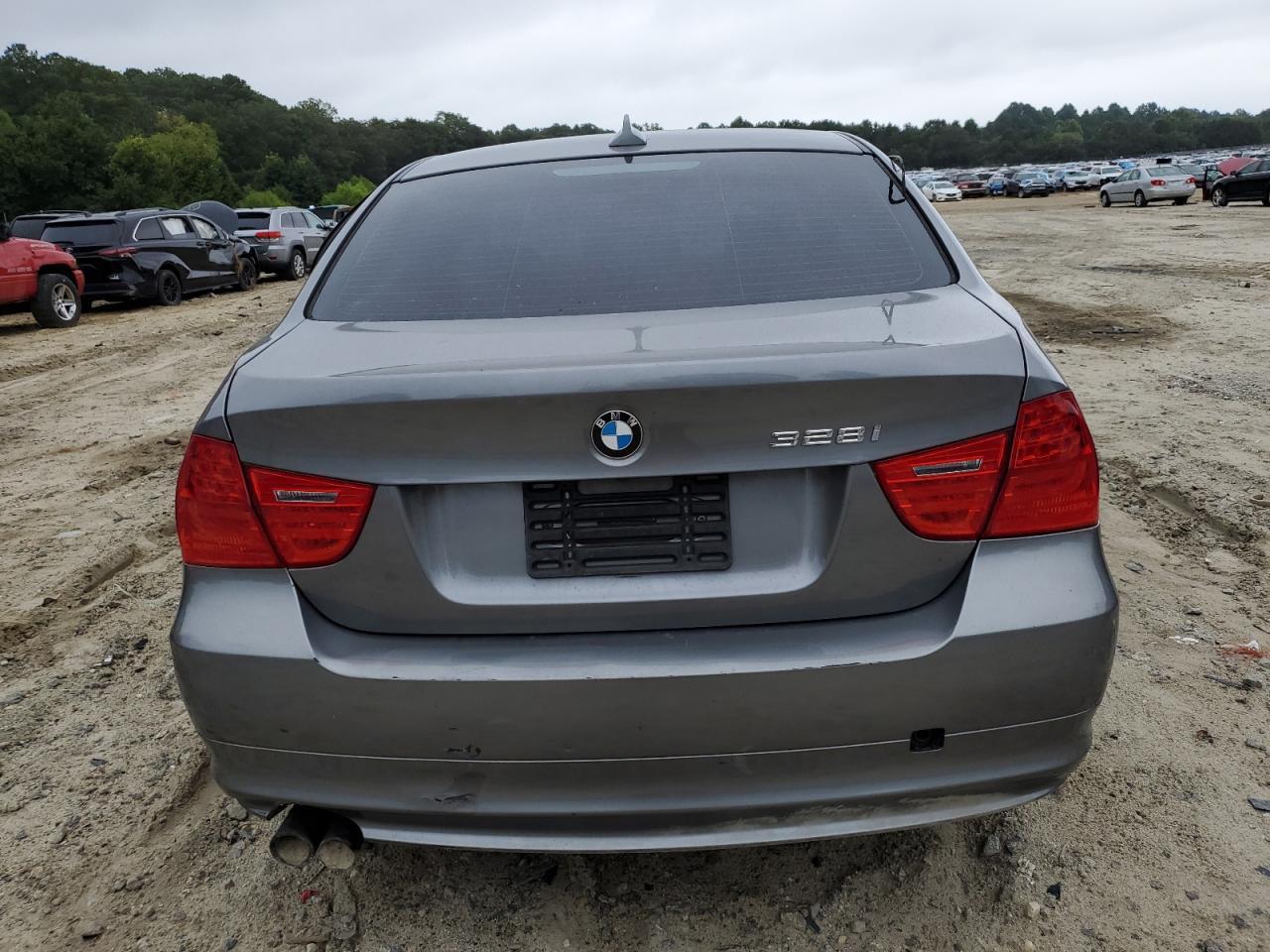 2010 BMW 328 Xi Sulev - Image 6