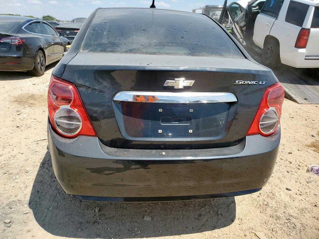 2014 Chevrolet Sonic Lt - Image 6