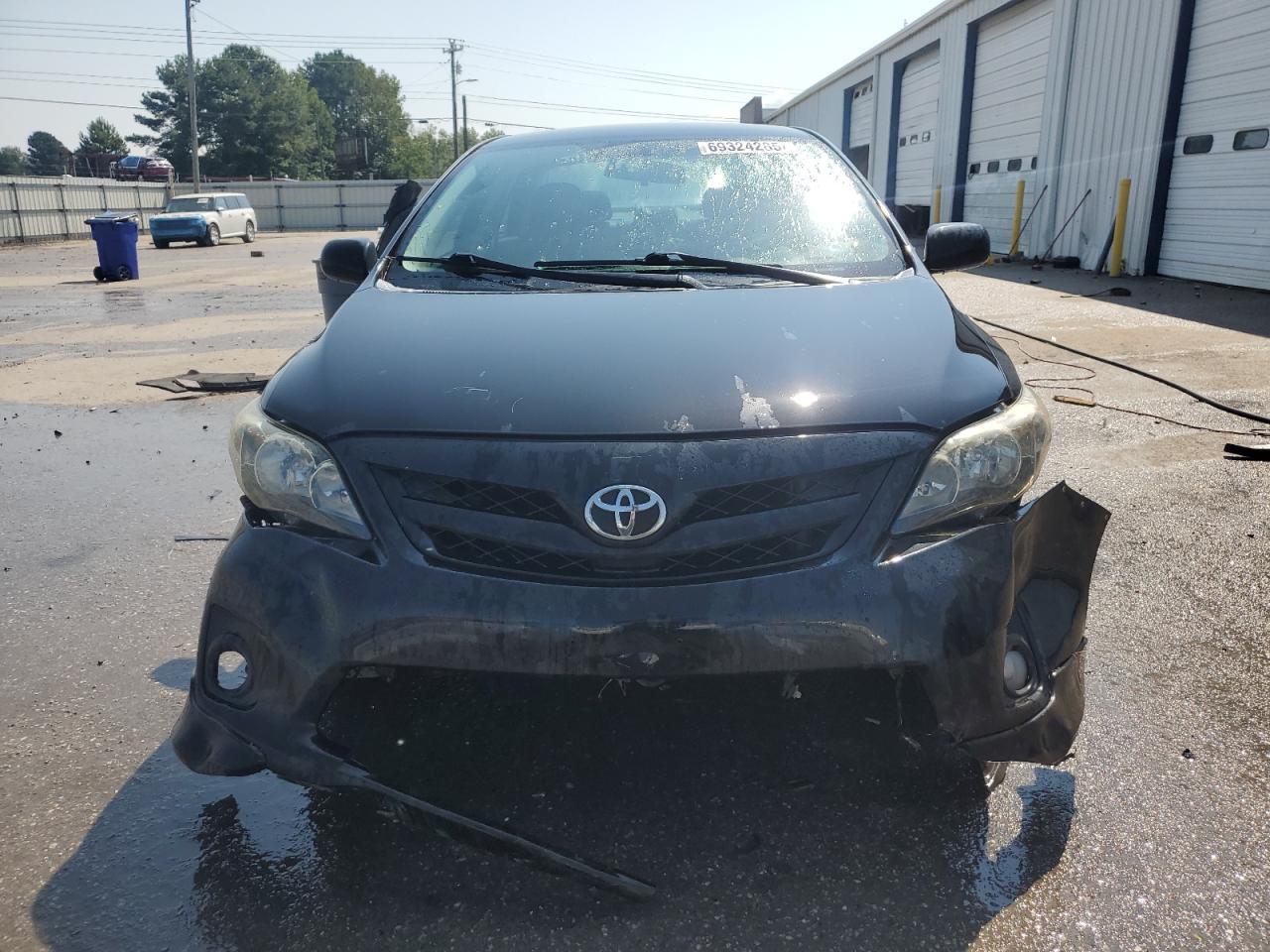 2013 Toyota Corolla Base - Фото 5