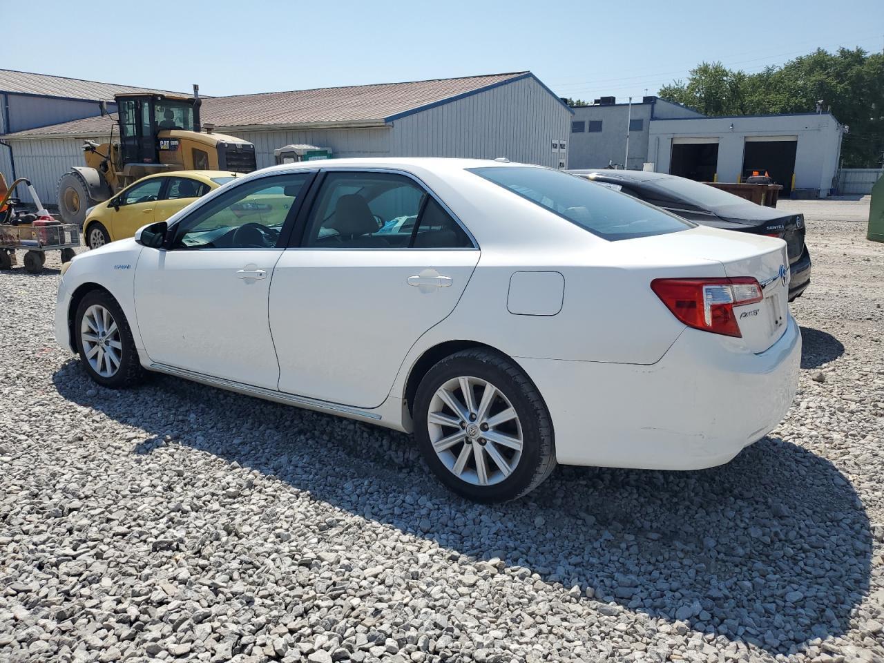 2012 Toyota Camry Hybrid - Фото 2