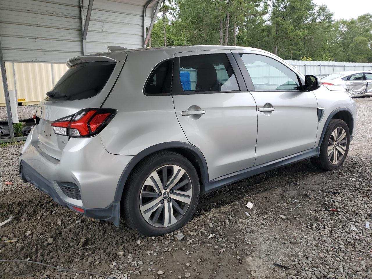 2022 Mitsubishi Outlander Sport Se - Фото 3