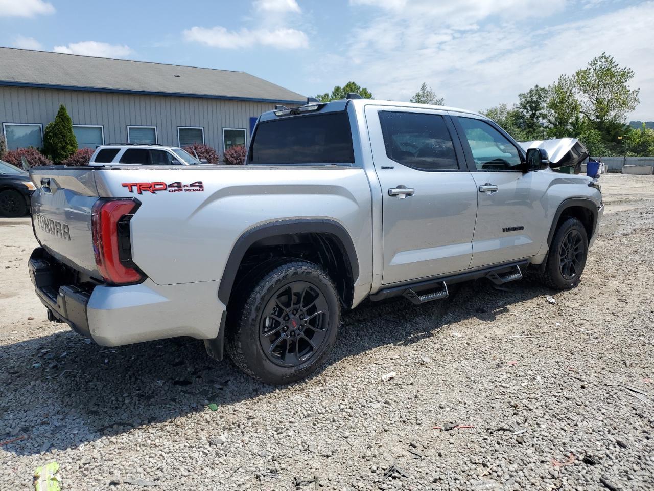 2025 Toyota Tundra Crewmax Limited - Image 3