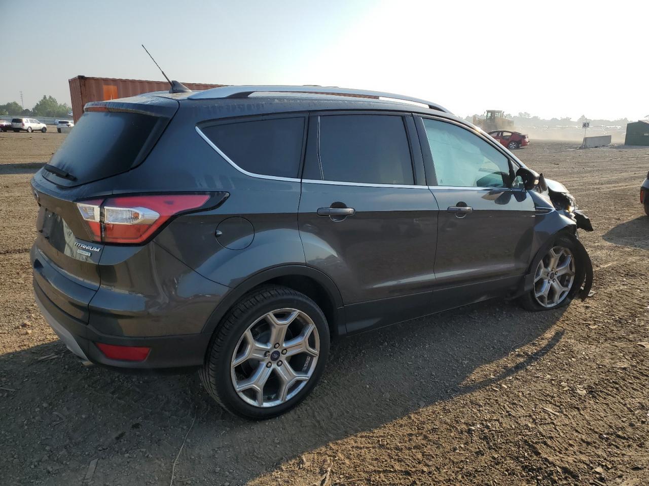 2018 Ford Escape Titanium - Фото 3