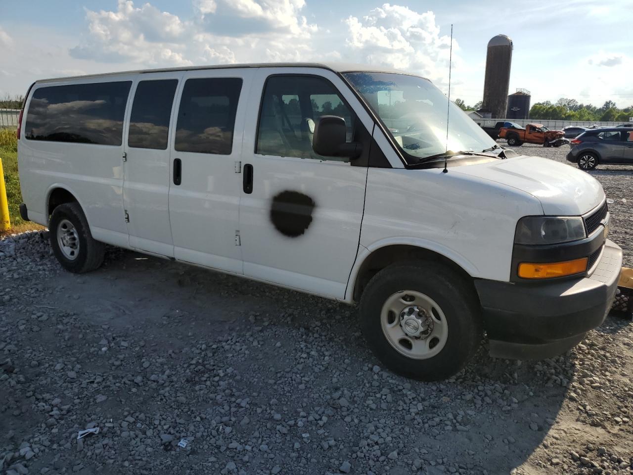 2019 Chevrolet Express G3500 Ls - Image 4