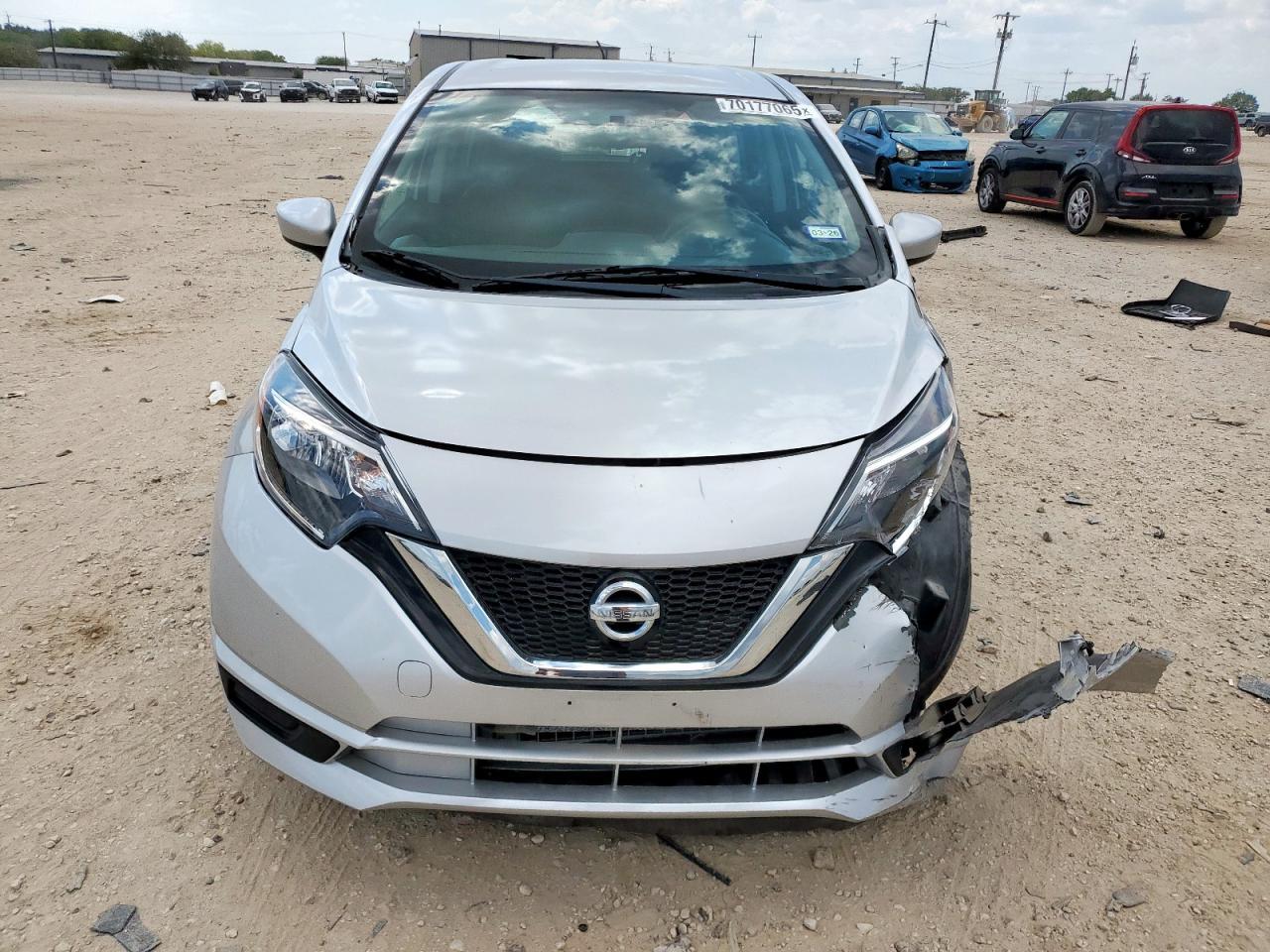 2017 Nissan Versa Note S - Image 5