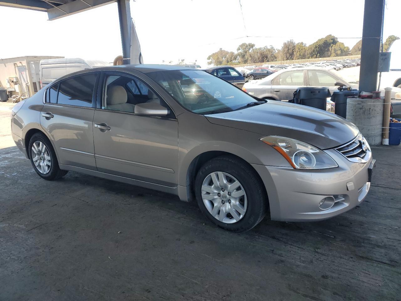 2012 Nissan Altima Base - Фото 4