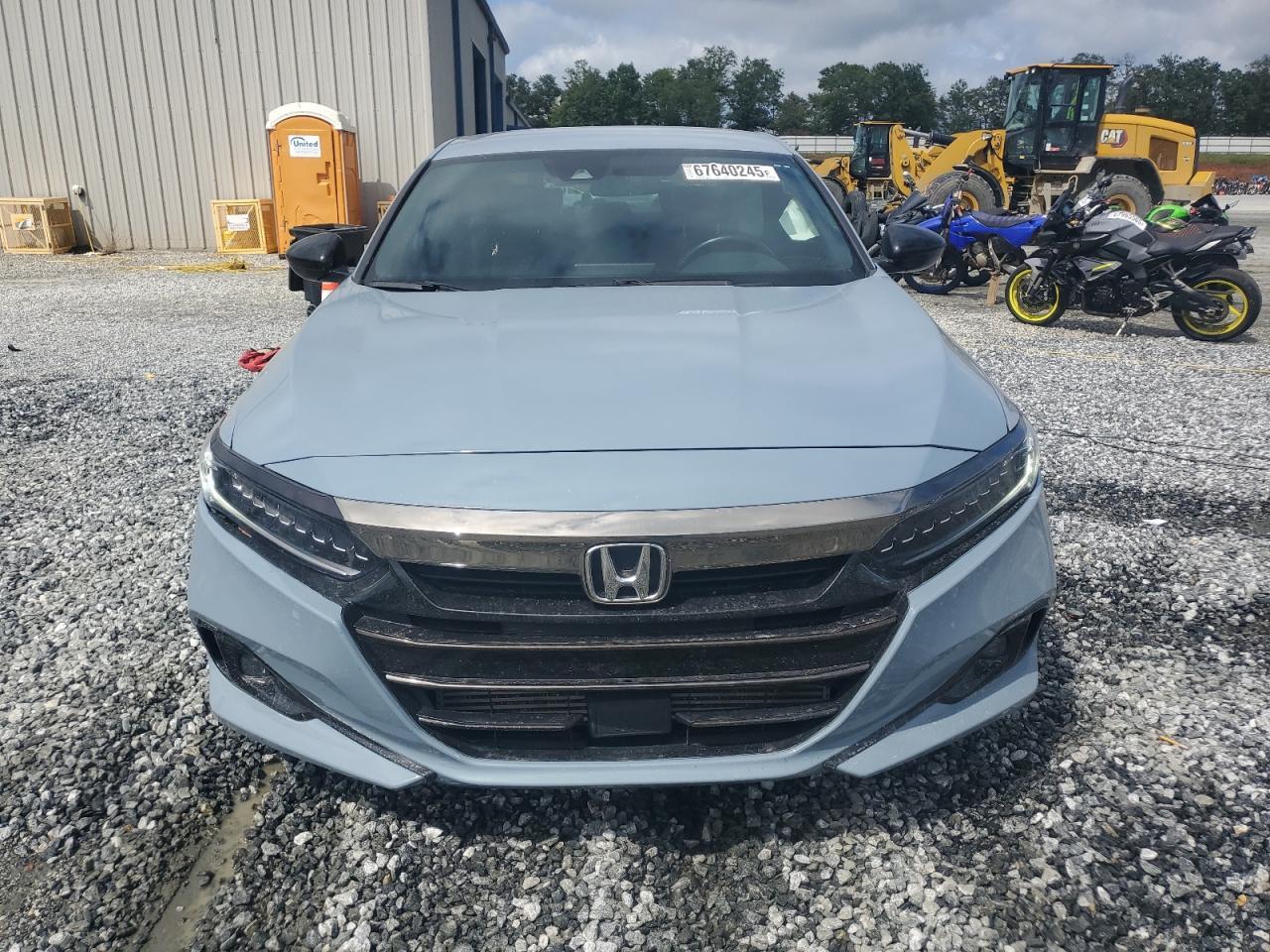 2022 Honda Accord Sport - Image 5