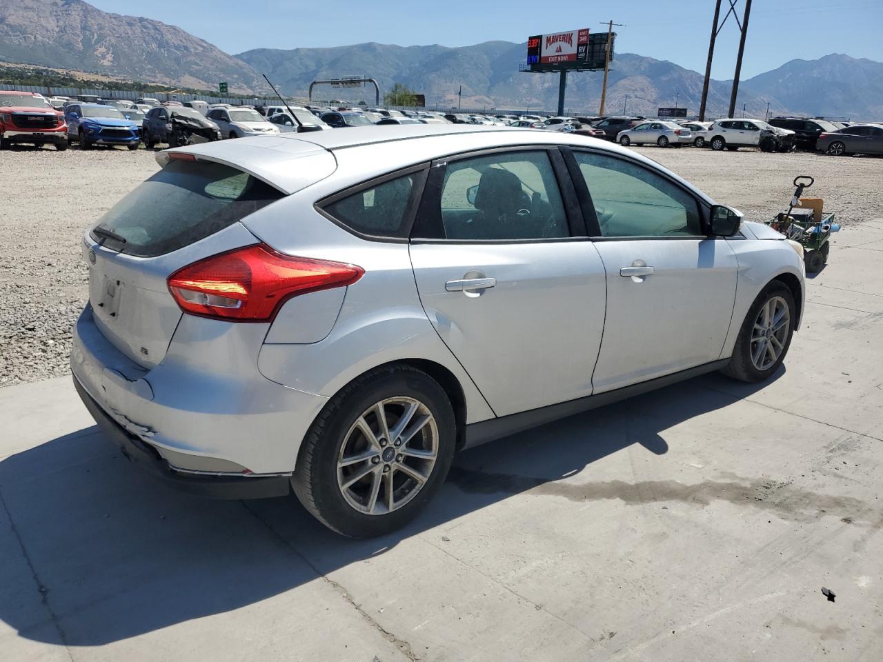 2015 Ford Focus Se - Image 3