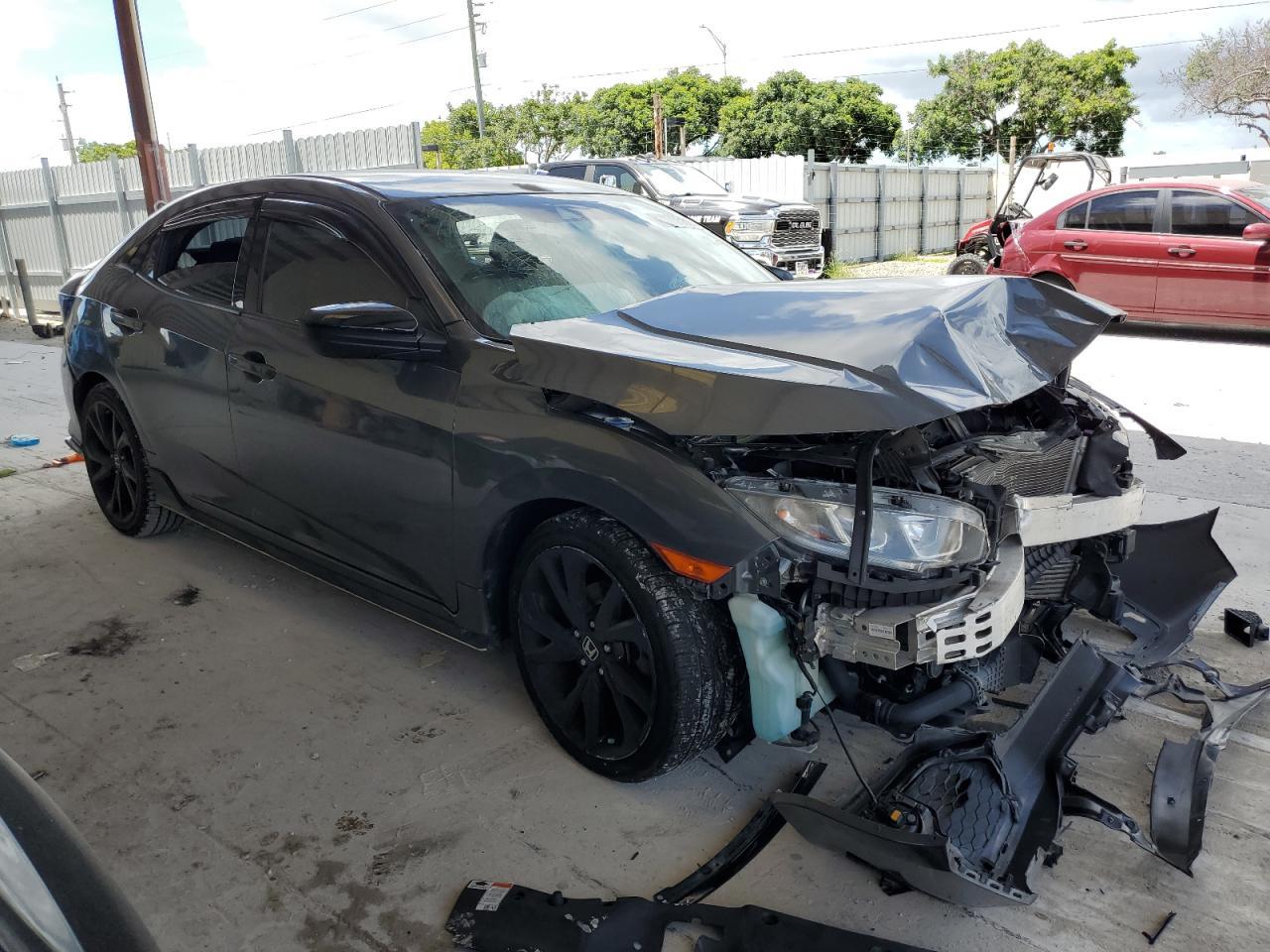 2019 Honda Civic Sport - Image 4