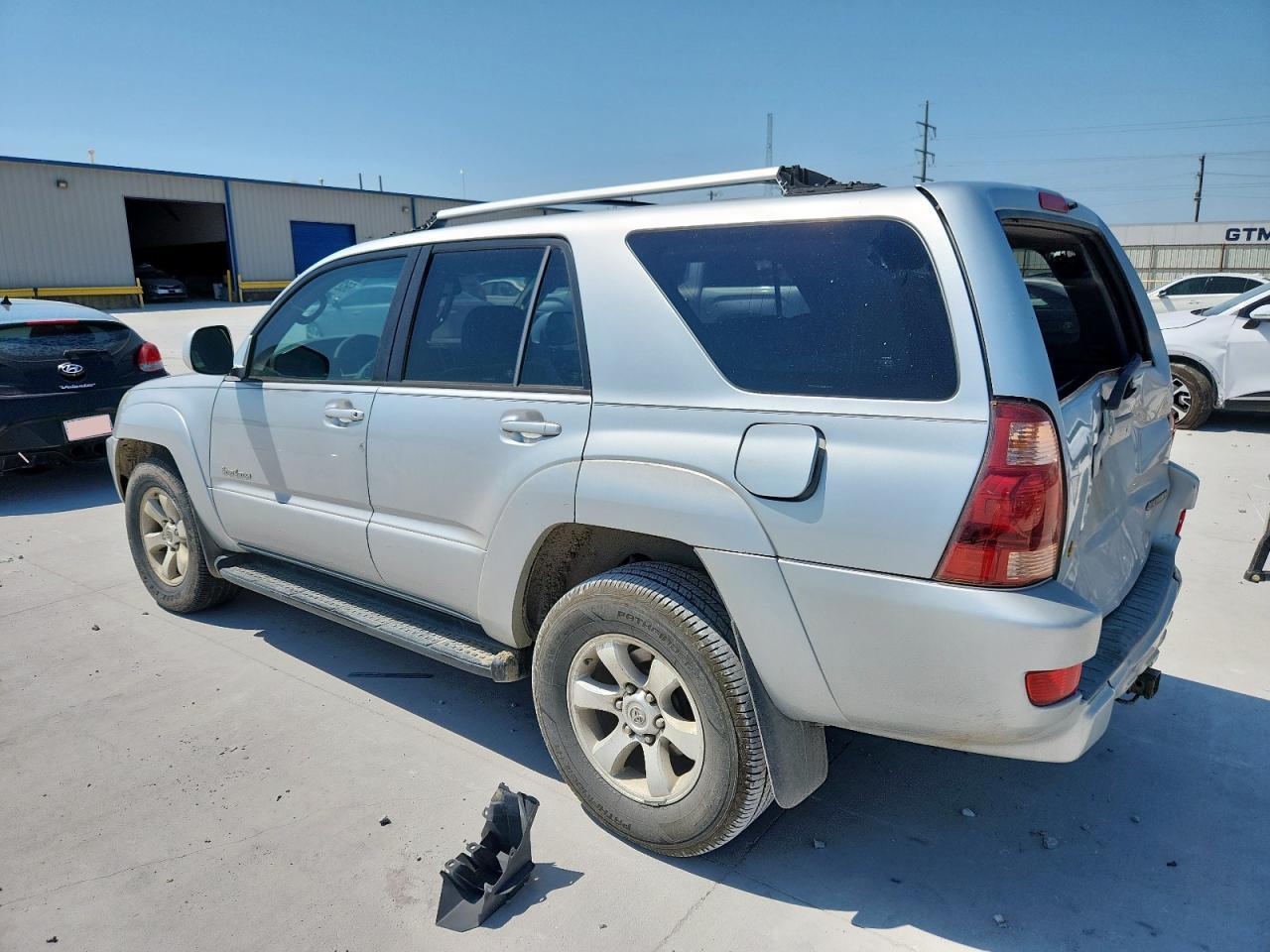 2005 Toyota 4Runner Sr5 - Image 2