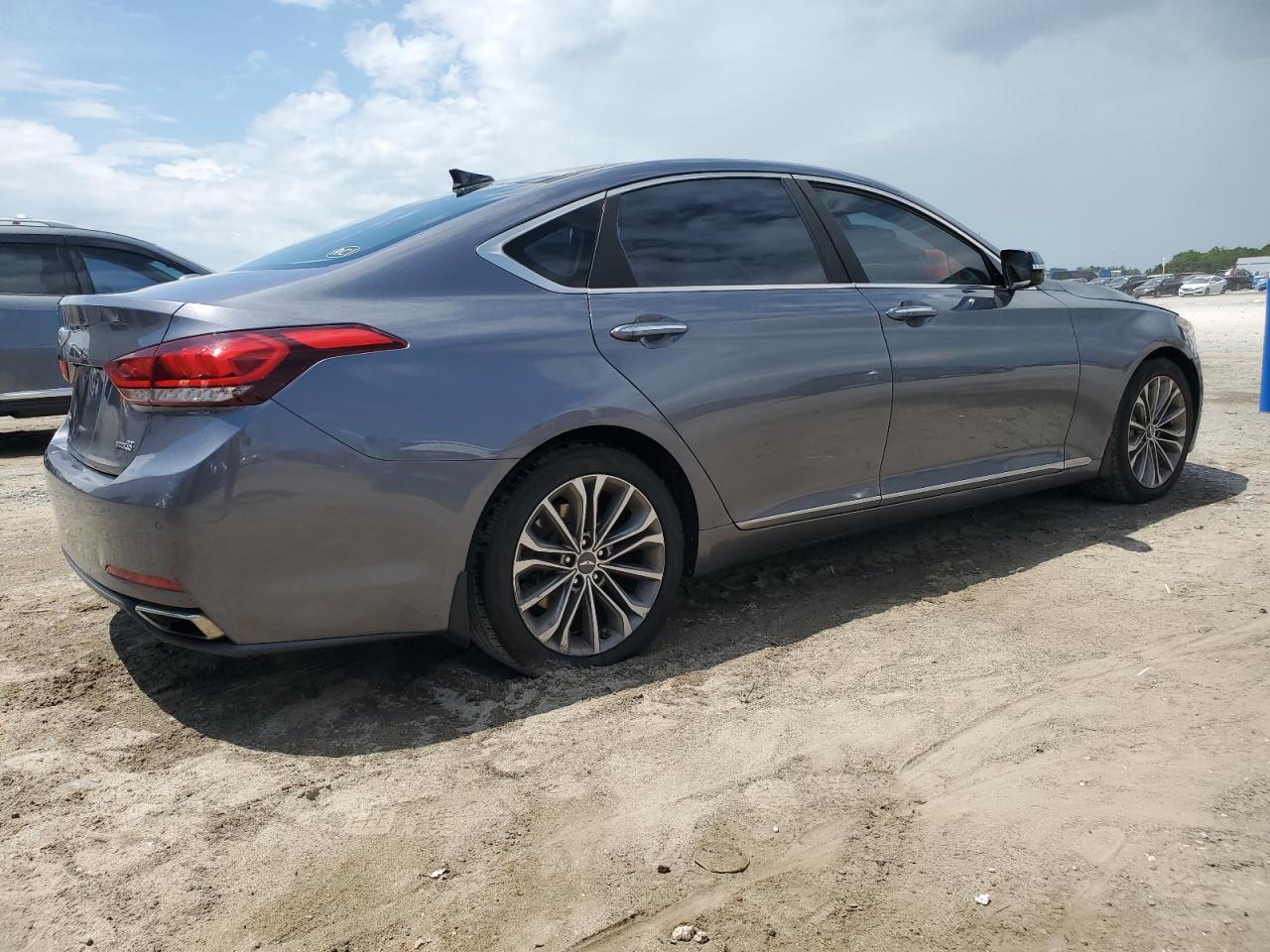 2015 Hyundai Genesis 3.8L - Image 3