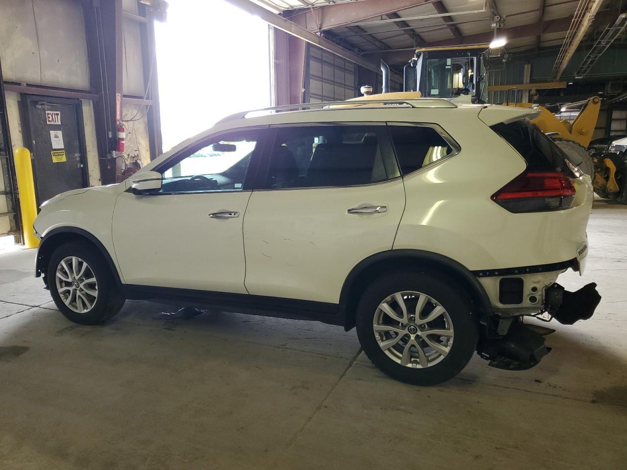 2017 Nissan Rogue S - Фото 2