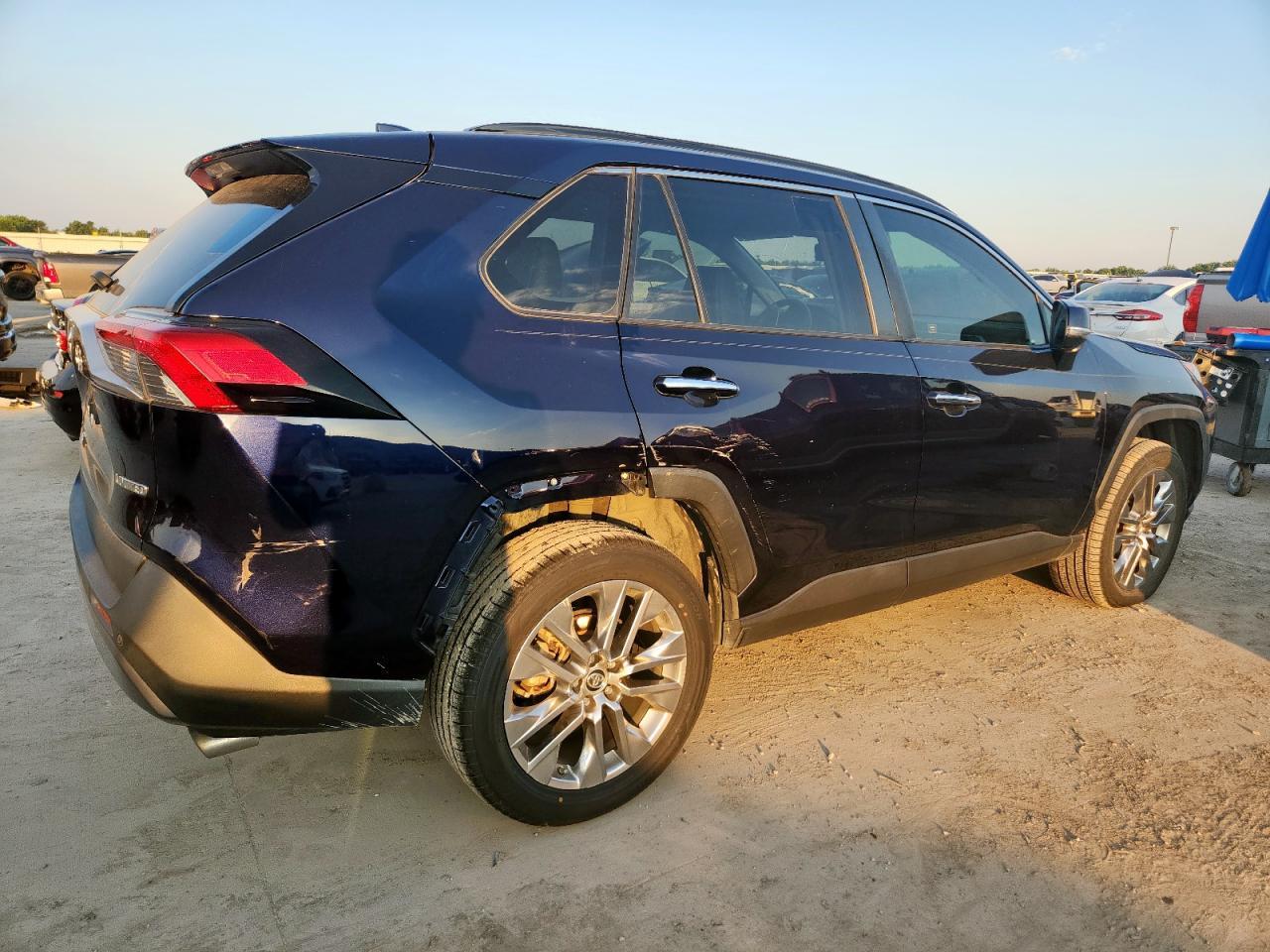 2019 Toyota Rav4 Limited - Image 3