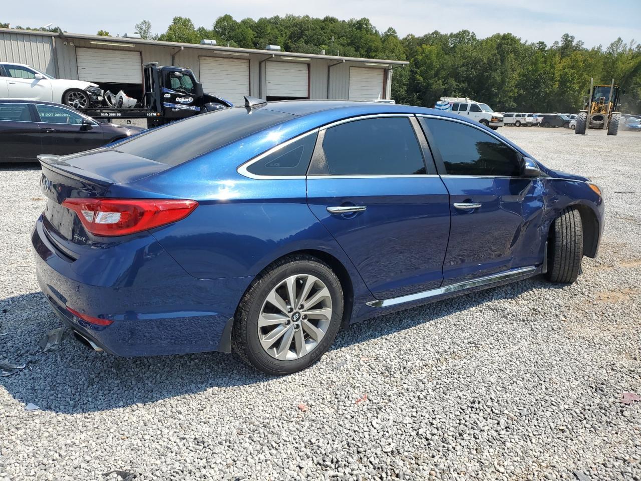 2016 Hyundai Sonata Sport - Image 3