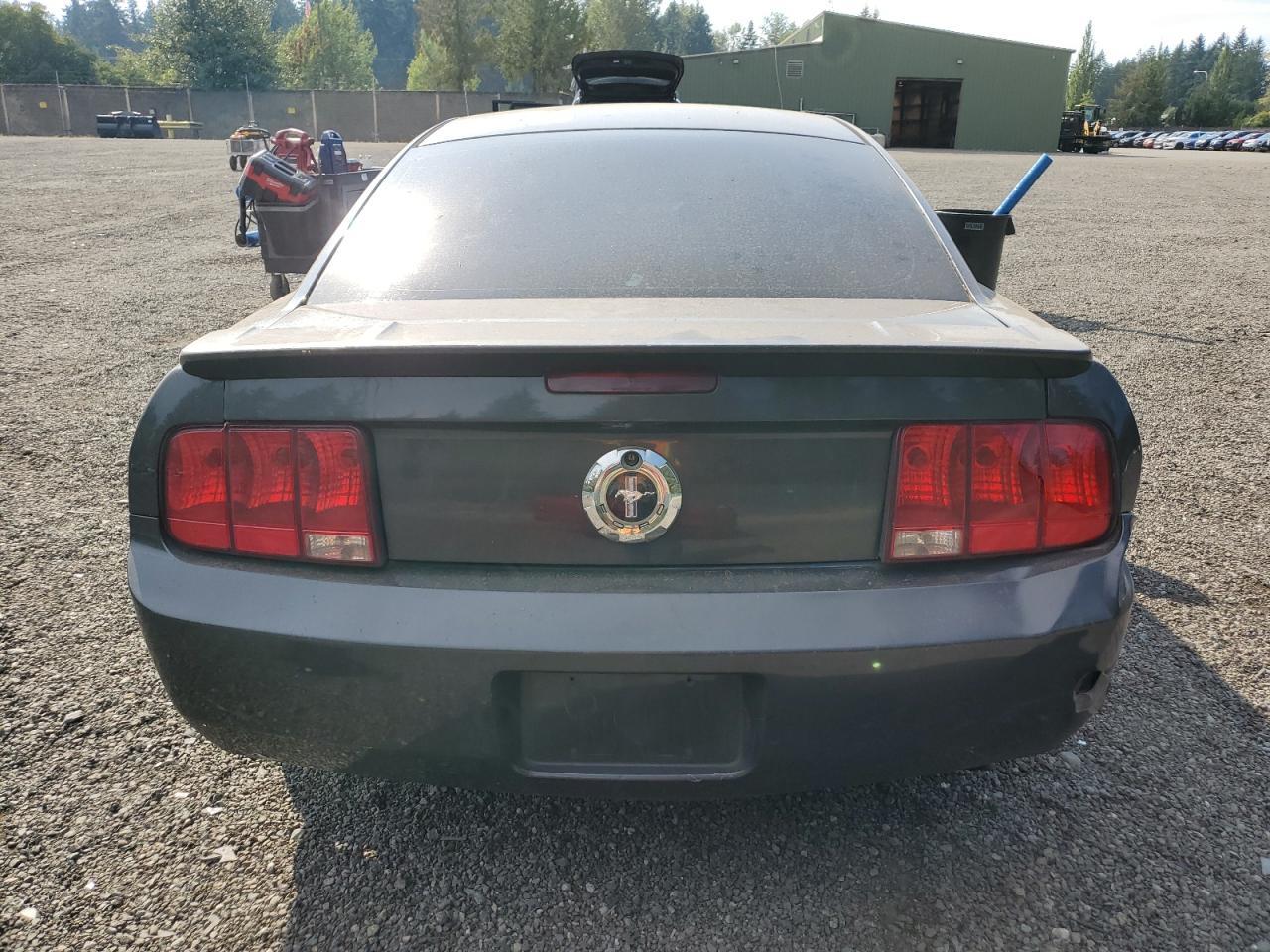 2008 Ford Mustang - Image 6