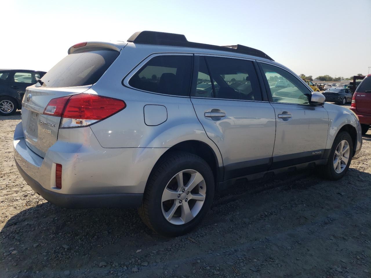 2013 Subaru Outback 2.5I Premium - Фото 3