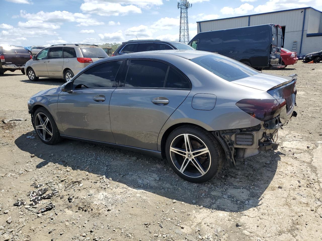 2019 Mercedes-Benz A 220 4Matic - Фото 2