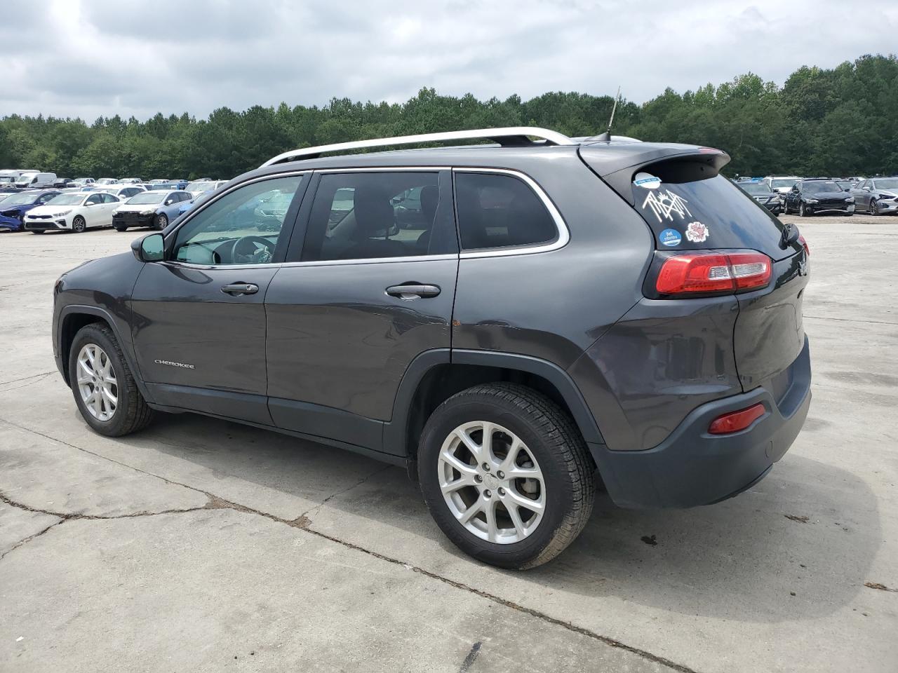 2017 Jeep Cherokee Latitude - Фото 2