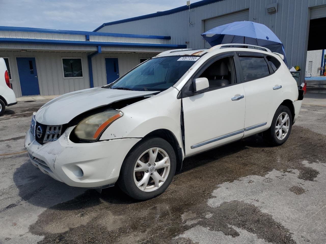 2011 Nissan Rogue S